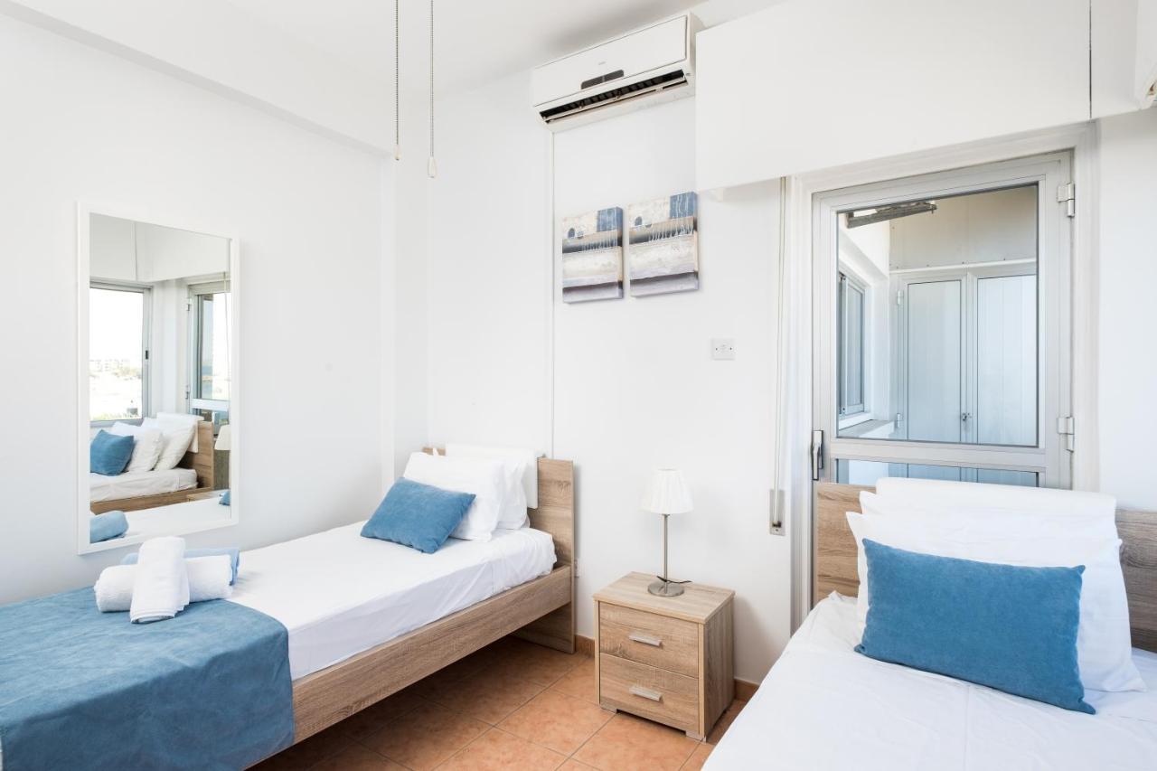 Apollon Sea View Beachfront Ap 302 Larnaca Exterior photo